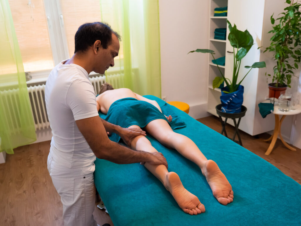 Ayurvedic oil massage